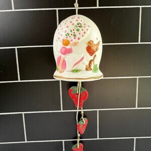 Vtg 1981 Jasco Strawberry Patches Bisque Bell Wind Chime